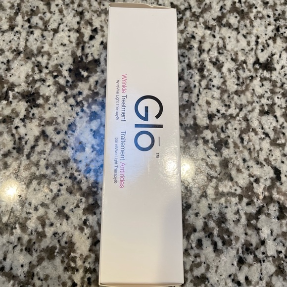 Revive Glow Wrinkle Treatment - Picture 2 of 9